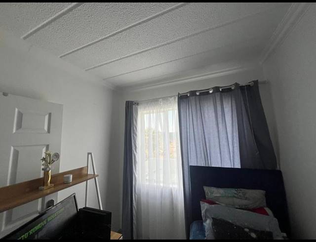 2 BEDROOM APARTMENT FOR SALE IN LINMEYER